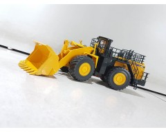 CARGADOR FRONTAL MINERO KOMATSU WA900-3 ESCALA 1:50